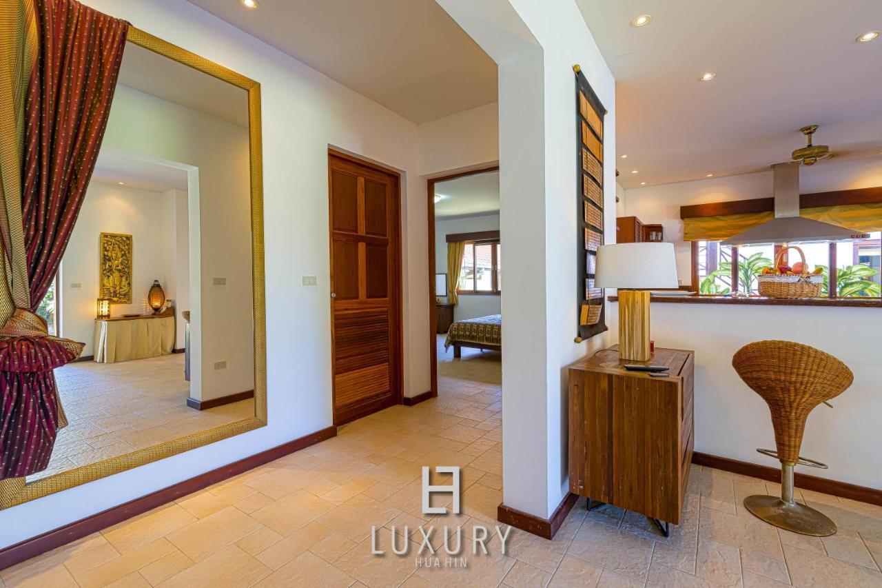 5 Bedroom Bali Style Mansion Wl2 HHQ Exteriör bild