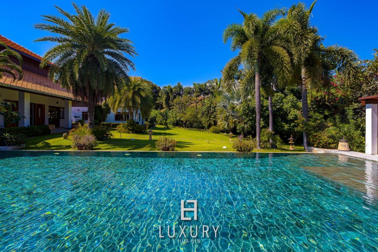 5 Bedroom Bali Style Mansion Wl2 HHQ Exteriör bild