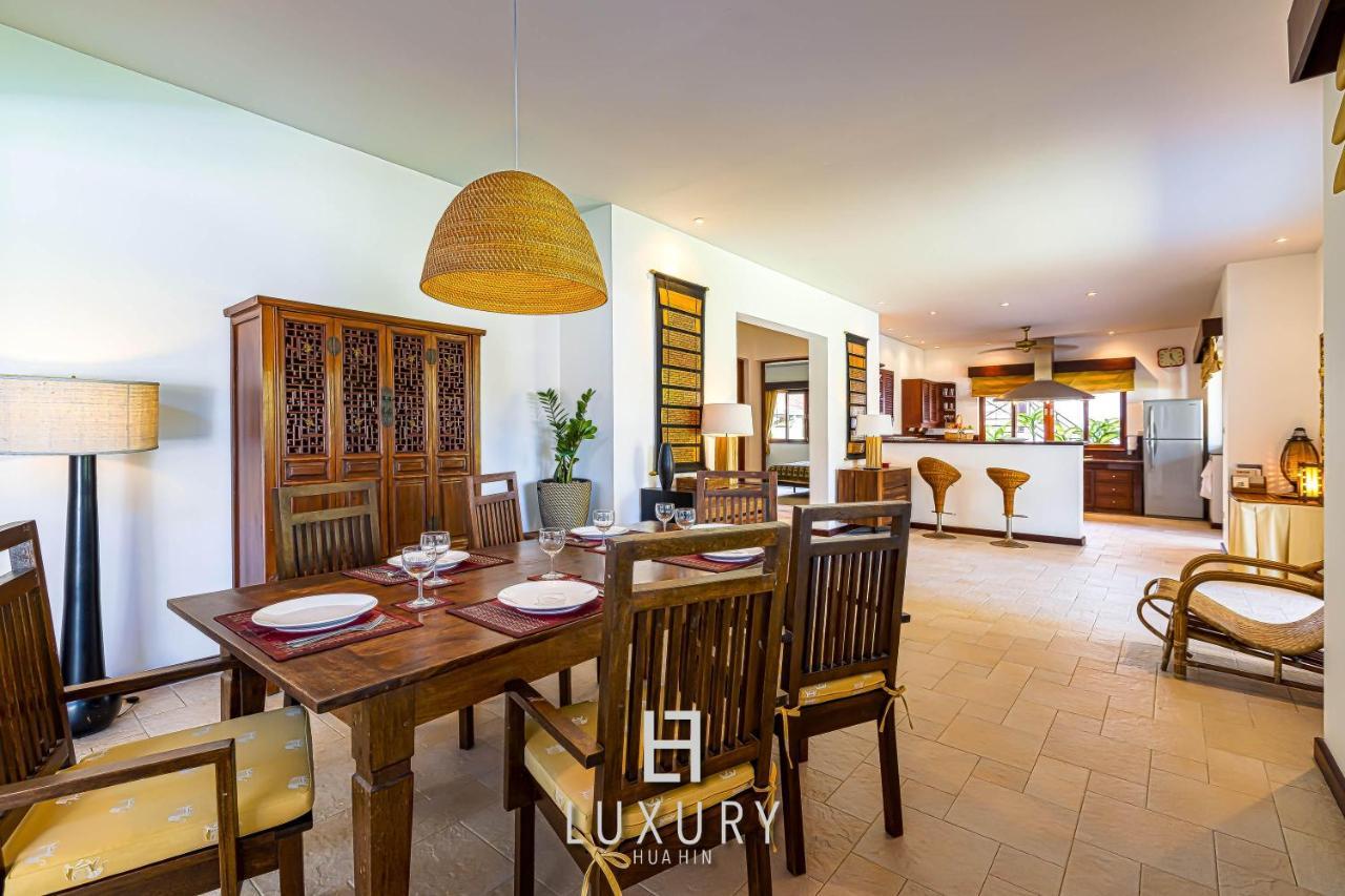 5 Bedroom Bali Style Mansion Wl2 HHQ Exteriör bild