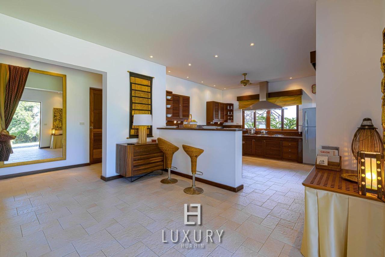 5 Bedroom Bali Style Mansion Wl2 HHQ Exteriör bild