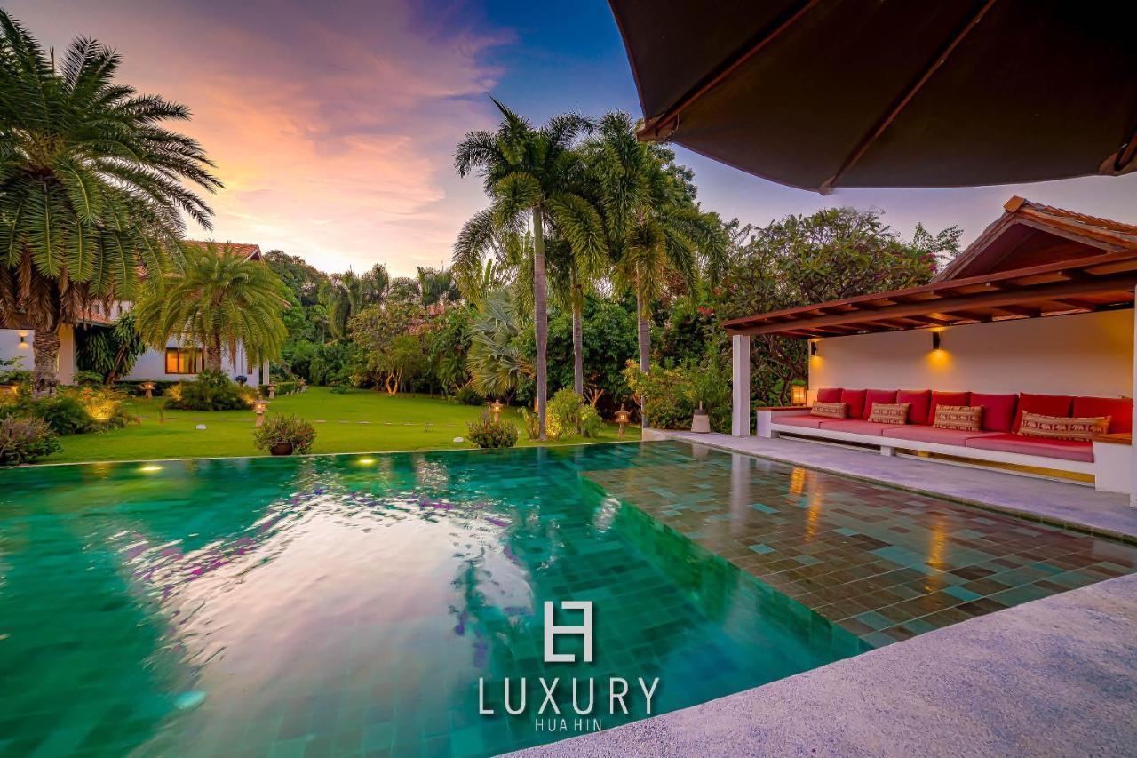 5 Bedroom Bali Style Mansion Wl2 HHQ Exteriör bild
